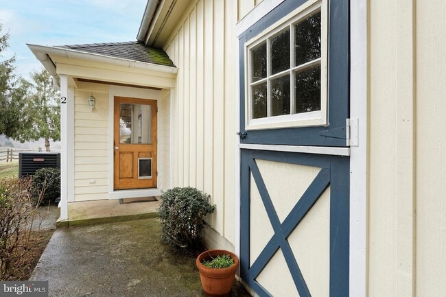 property at 2211 Hatchers Mill Rd