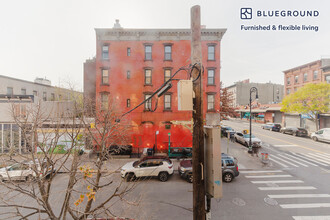 972 Manhattan Ave in Brooklyn, NY - Building Photo - Building Photo