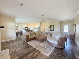 5005 Rainier Rd in Chapel Hill, TN - Building Photo