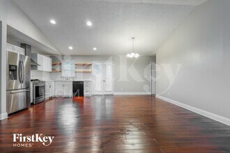 2738 N Bogan Rd NE in Buford, GA - Foto de edificio - Building Photo