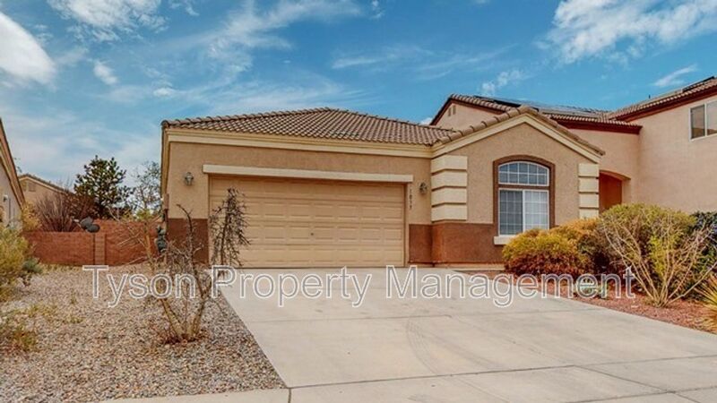 1035 Maroa St NW in Albuquerque, NM - Building Photo