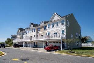 9905 Seaside Ln in Ocean City, MD - Building Photo