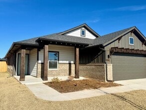3201 Mt Nebo Dr in Yukon, OK - Building Photo - Building Photo