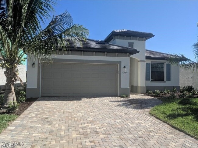 property at 9264 Shadow Oak Ln