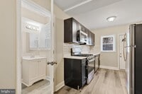 912 Ashburton St photo'