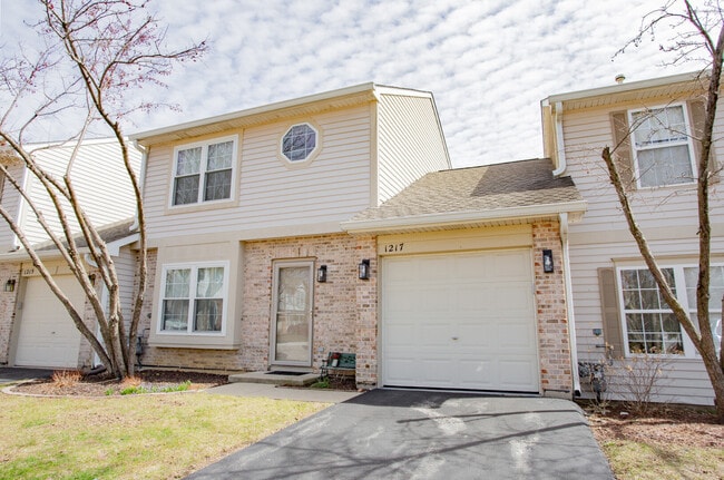 property at 1217 N Village Dr