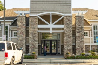 The Horizon Student Living in Greenville, NC - Building Photo - Building Photo