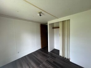 441 Tschoepe Rd in Seguin, TX - Building Photo - Building Photo