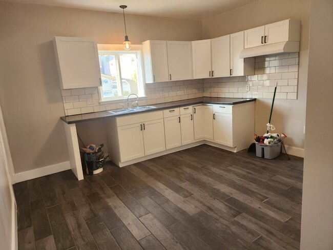 523 Jackson St in Eveleth, MN - Building Photo - Building Photo