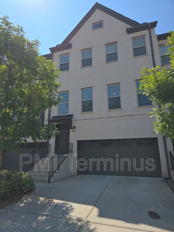 property at 1655 Mountain Top Ln SE