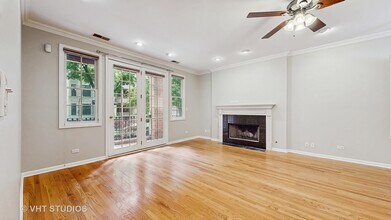 708 W Aldine Ave in Chicago, IL - Building Photo - Building Photo