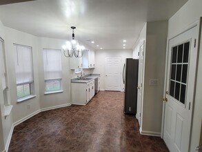 106 Lions Gate in Bonaire, GA - Building Photo - Building Photo