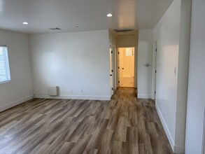4706 W 164th St, Unit 4706 W 164th in Lawndale, CA - Building Photo - Building Photo