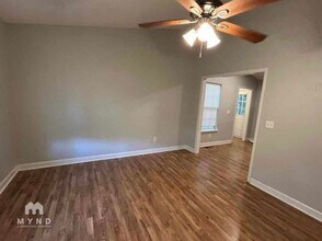 366 Lockwood Dr in Clayton, NC - Building Photo - Building Photo