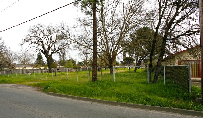 4048 Sebastopol Rd in Santa Rosa, CA - Building Photo - Building Photo