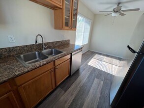 453 Graves Ave in El Cajon, CA - Building Photo - Building Photo