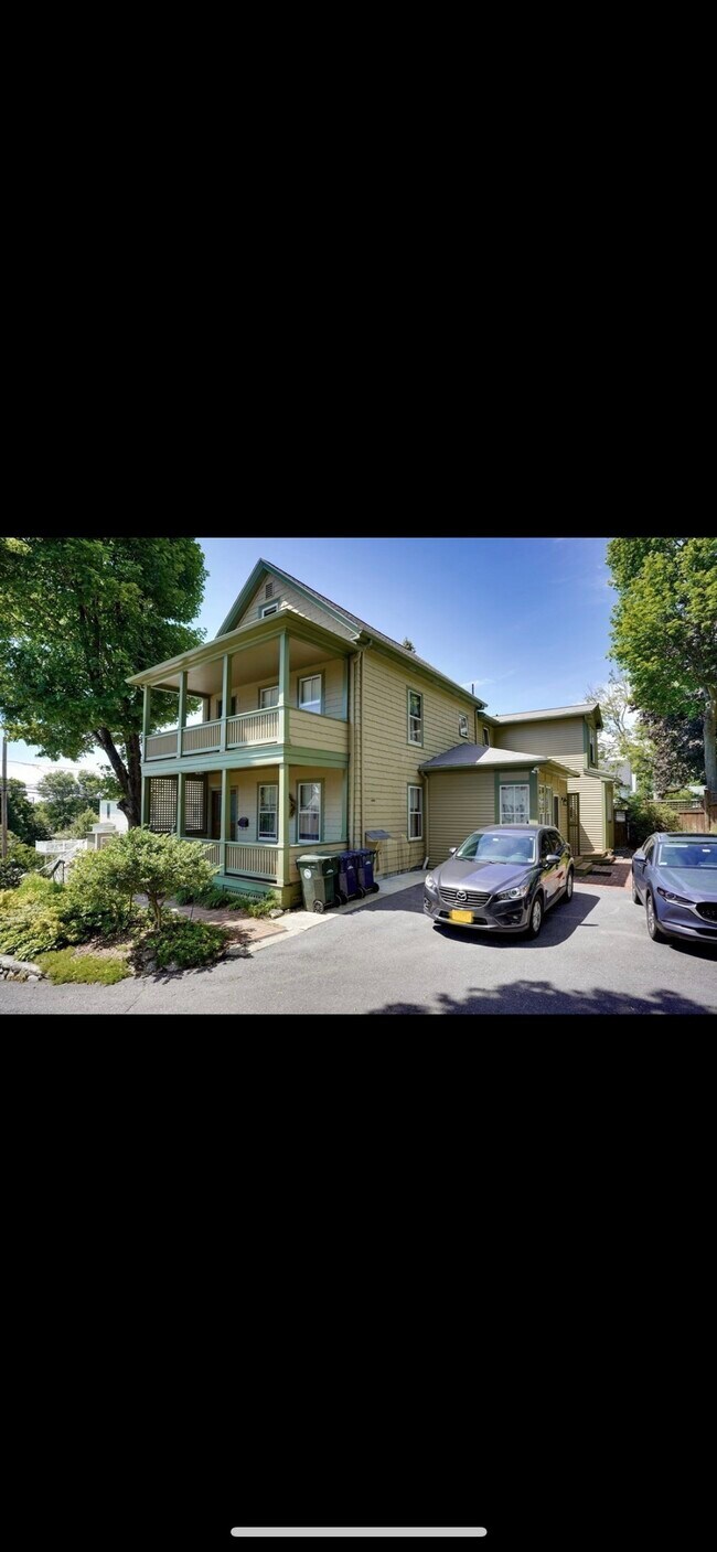 79 Highland St Rentals in Marlborough, MA