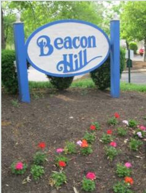 1806 Beacon Hill Dr in Southampton, PA - Building Photo