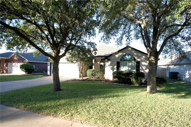 14516 Banbridge Trail in Austin, TX - Building Photo - Building Photo