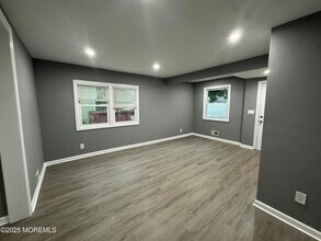 315 Lorillard Ave in Union Beach, NJ - Building Photo - Building Photo