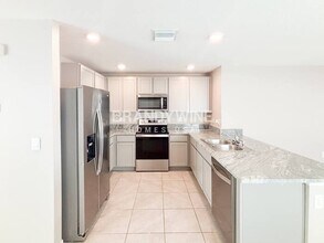 5488 Logan Cave Ave in Wimauma, FL - Building Photo - Building Photo