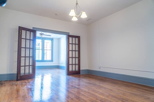 87 W Main St in Pulaski, VA - Building Photo - Building Photo