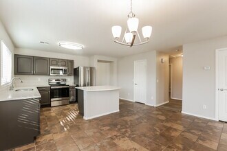 7123 S 31st Dr in Phoenix, AZ - Building Photo - Building Photo