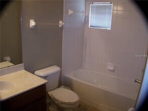 8529 Deer Chase Dr in Riverview, FL - Foto de edificio - Building Photo