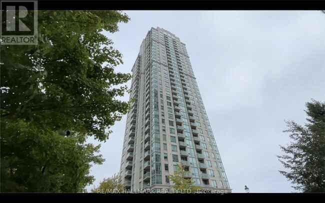 property at 3504-3504 Hurontario St