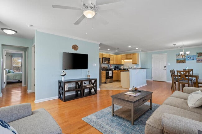 property at 2421 Beachview Dr