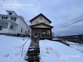 418 N 13th Ave E in Duluth, MN - Building Photo