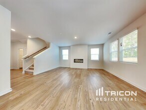 5274 Mulberry Crk Wy in Flowery Branch, GA - Building Photo - Building Photo