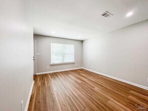 2106 Schwab Ct in Pensacola, FL - Building Photo - Building Photo