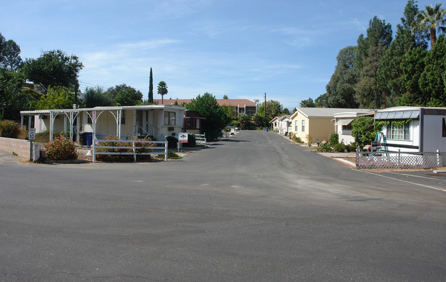 1262 Newbury Rd in Newbury Park, CA - Building Photo - Building Photo