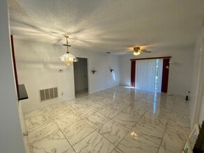 3805 Doune Way in Clermont, FL - Building Photo - Building Photo