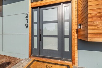 219 NW 19th Ave in Camas, WA - Building Photo - Building Photo