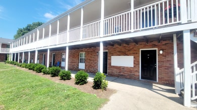 1121 Stainback St in Petersburg, VA - Building Photo - Building Photo