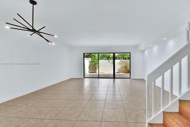 3501 Magellan Cir in Aventura, FL - Building Photo - Building Photo