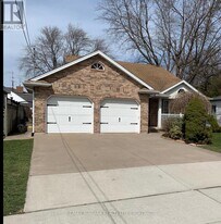 7731 Mulhern St in Niagara Falls, ON - Building Photo