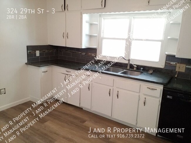 324 29th St in Sacramento, CA - Building Photo - Building Photo