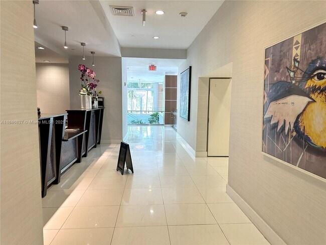 property at 1800 N Bayshore Dr