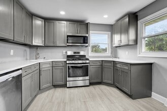 203 Orchard St in Keyport, NJ - Building Photo - Building Photo