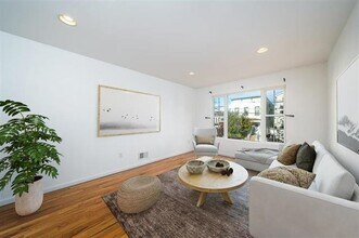 90 Evergreen St in Bayonne, NJ - Building Photo - Building Photo