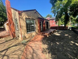 346 Hazel St in Chico, CA - Building Photo