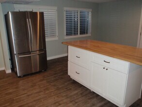 6361 Clay Park Dr in Salt Lake City, UT - Building Photo - Building Photo