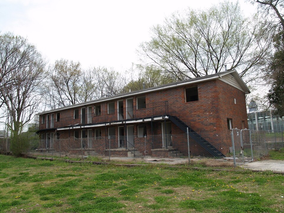 501 Foundry St NW in Atlanta, GA - Building Photo