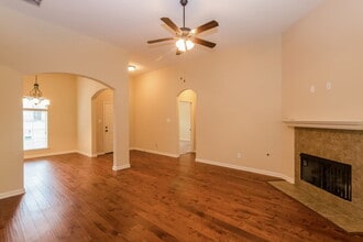 6156 Trail Creek Ln in Memphis, TN - Building Photo - Building Photo
