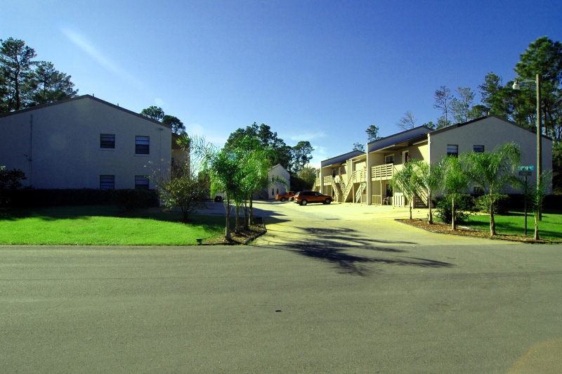 Lake Foy Apartments in Deltona, FL - Foto de edificio