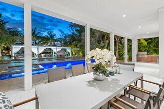 3734 Chase Ave in Miami Beach, FL - Building Photo - Building Photo