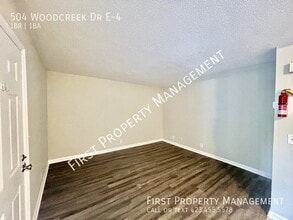 504 Woodcreek Dr in Rossville, GA - Building Photo - Building Photo